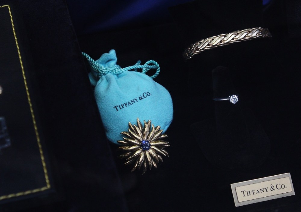 4345926D-5B8B-4FF2-B1C8-1C29835B639A