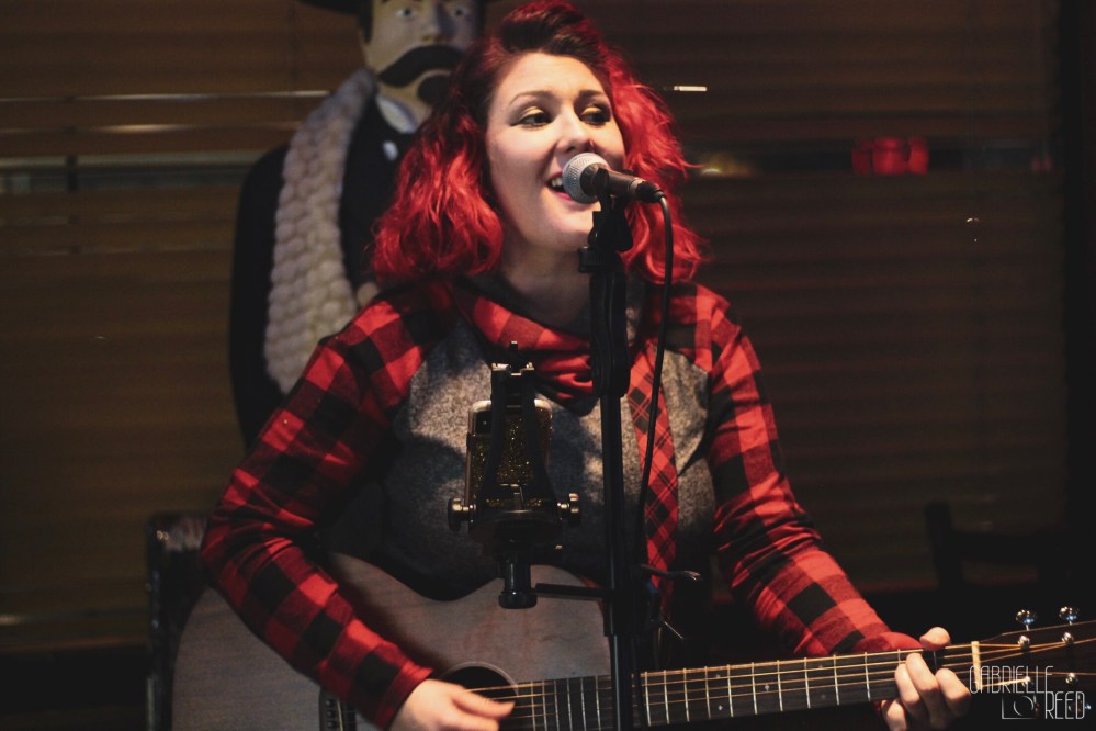 1ef42fc8-5a43-4e74-bcdf-340ae82f5205