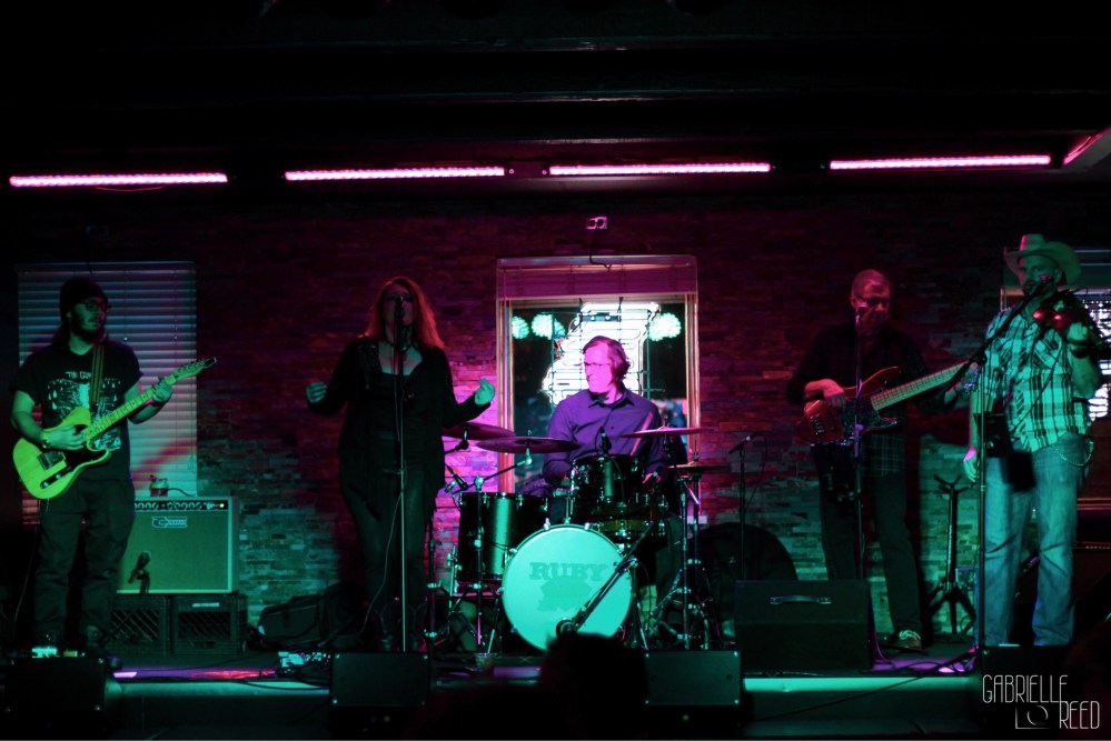 2b015545-e87c-4528-b5b0-e584068e35e5