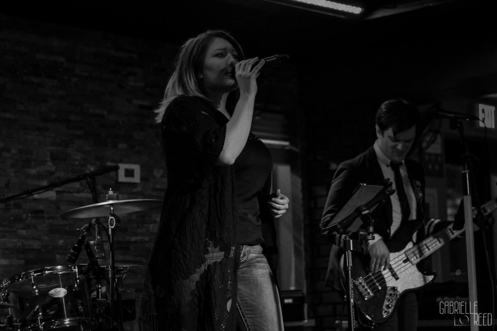 B010B361-2C00-4B71-8CAA-949C1223C11F