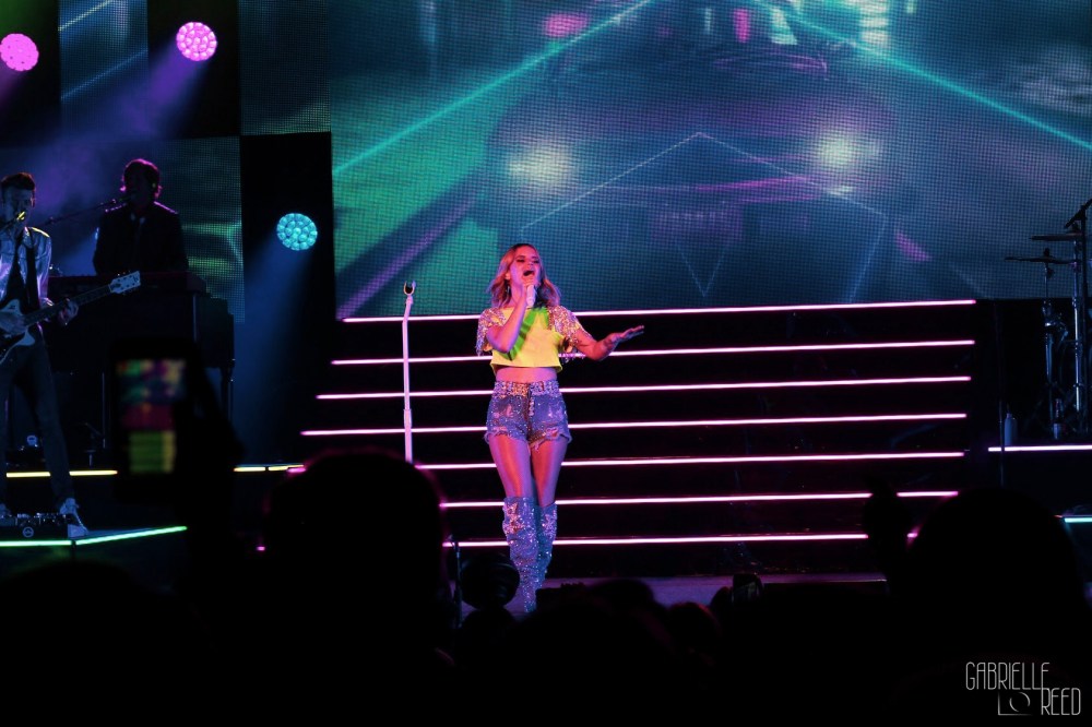 47EBCDC9-8953-4A79-9D99-BFAA1BE5EF05